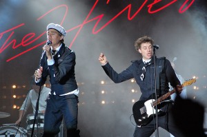 1280px-The_Hives_PiP